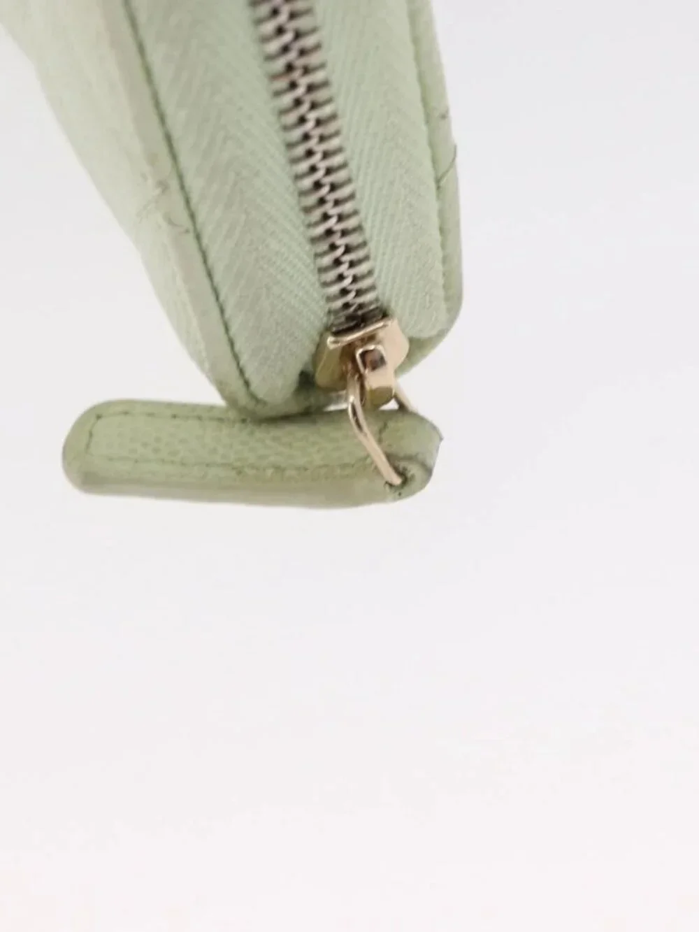 CHANEL Long Wallet Grained Calf Skin Green Gold CC Auth 164071A